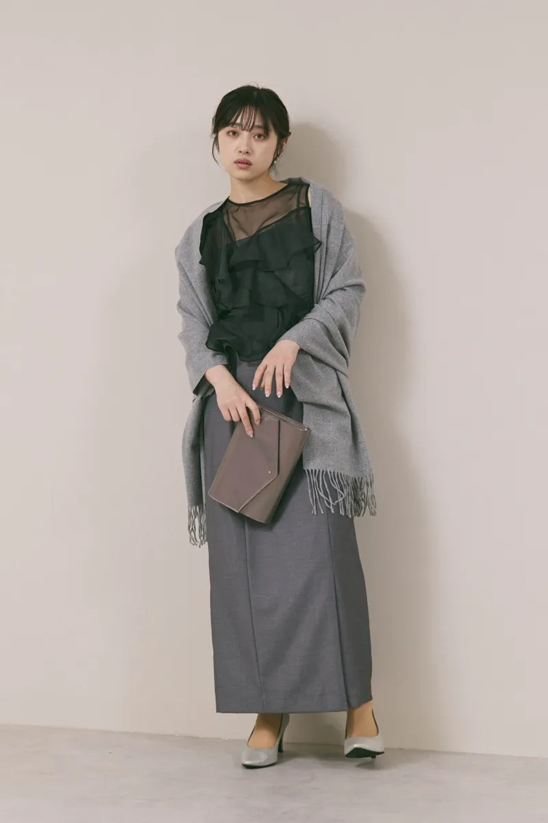 グレー✕ブラックのラッフルブラウスセットドレス　M/FRAY.ID