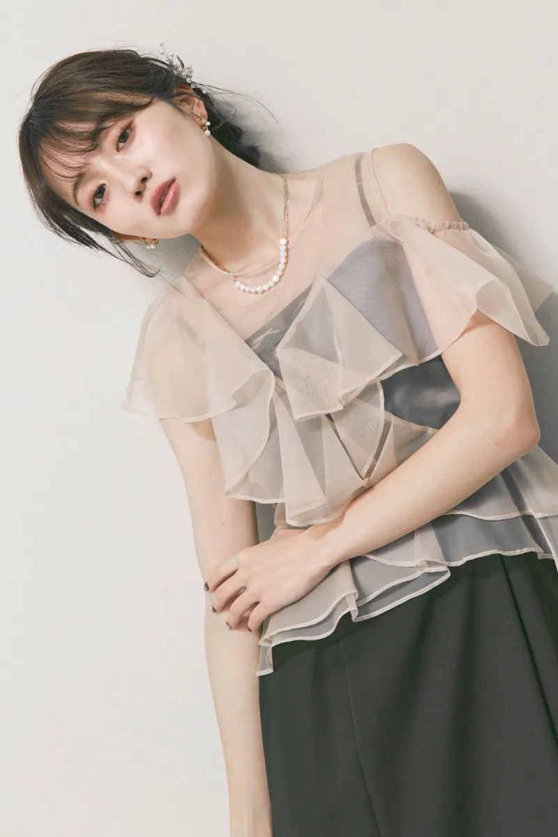 ブラック✕アイボリーのラッフルブラウスセットドレス　M/FRAY.ID