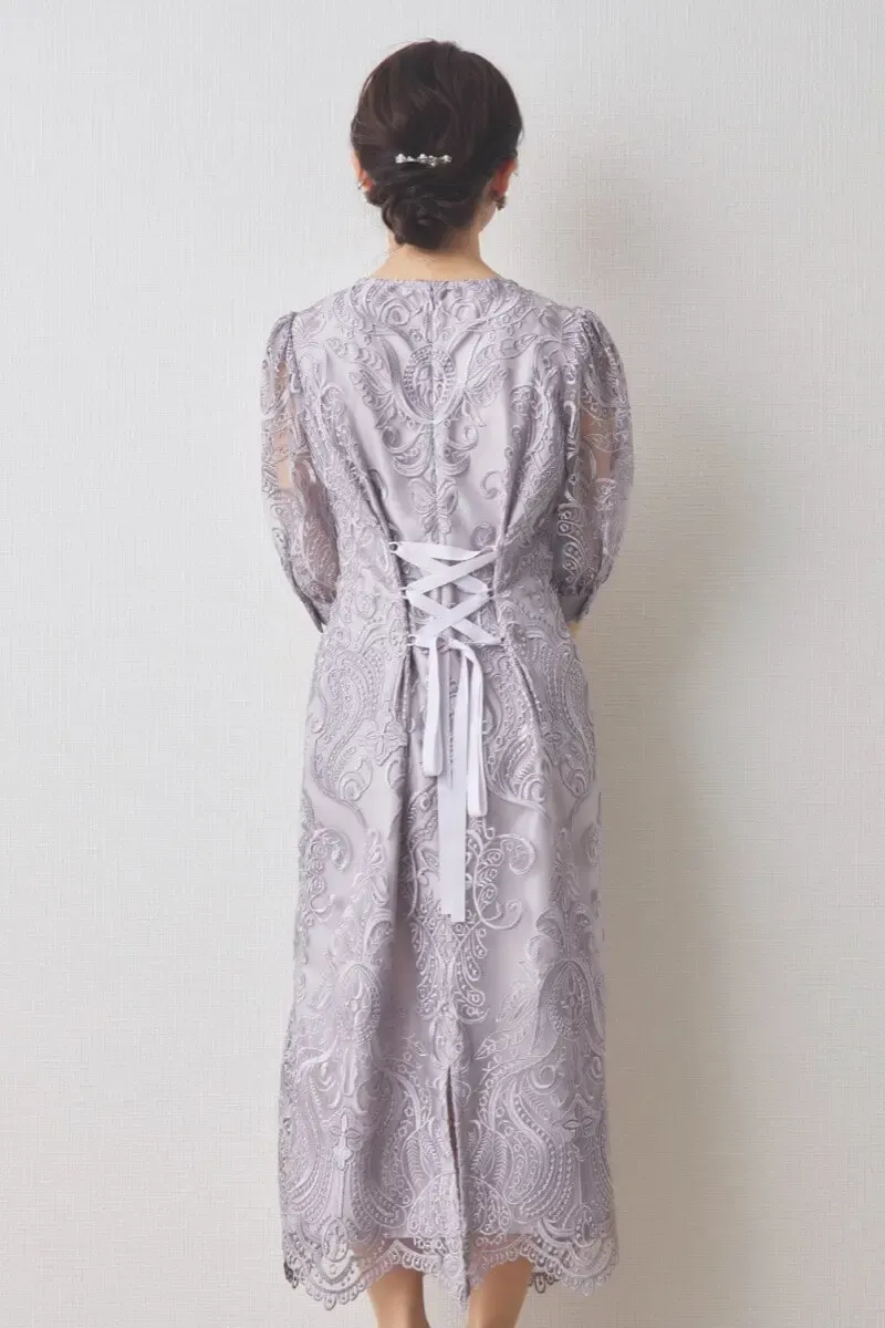 ラベンダーのエンブロイダリーコクーンドレス