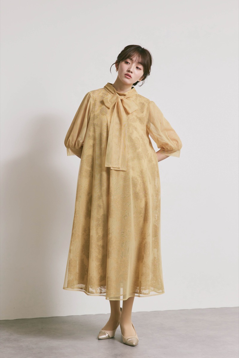 梅田で人気のドレス