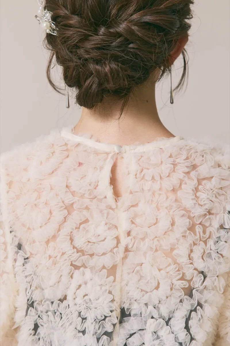 ホワイト✕ブラックのペタルテクスチャーパンツドレス　M/Select Shop