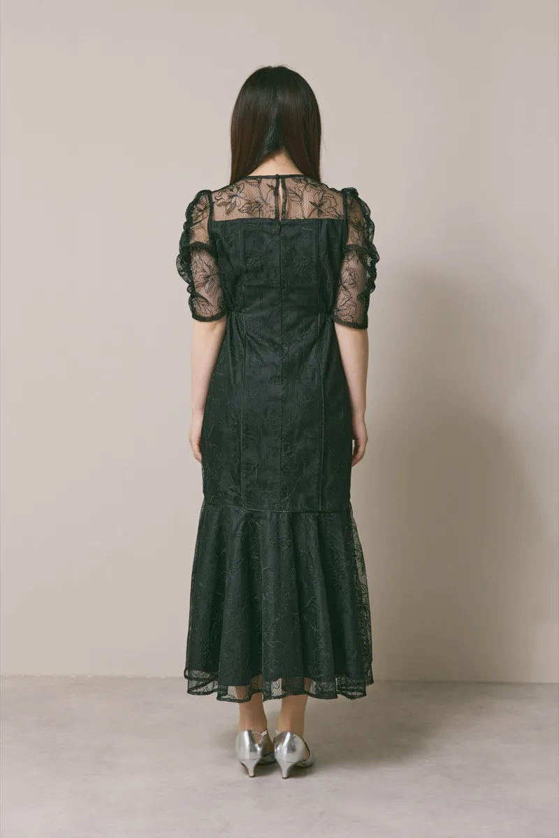 ブラックのフローラルチュールマーメイドドレス