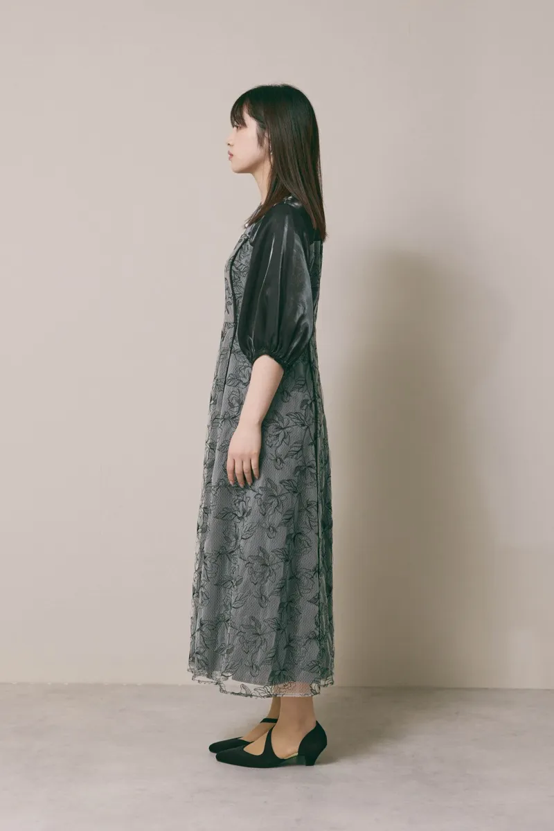 ブラックのパイピングレース切替ドレス　M/kaene