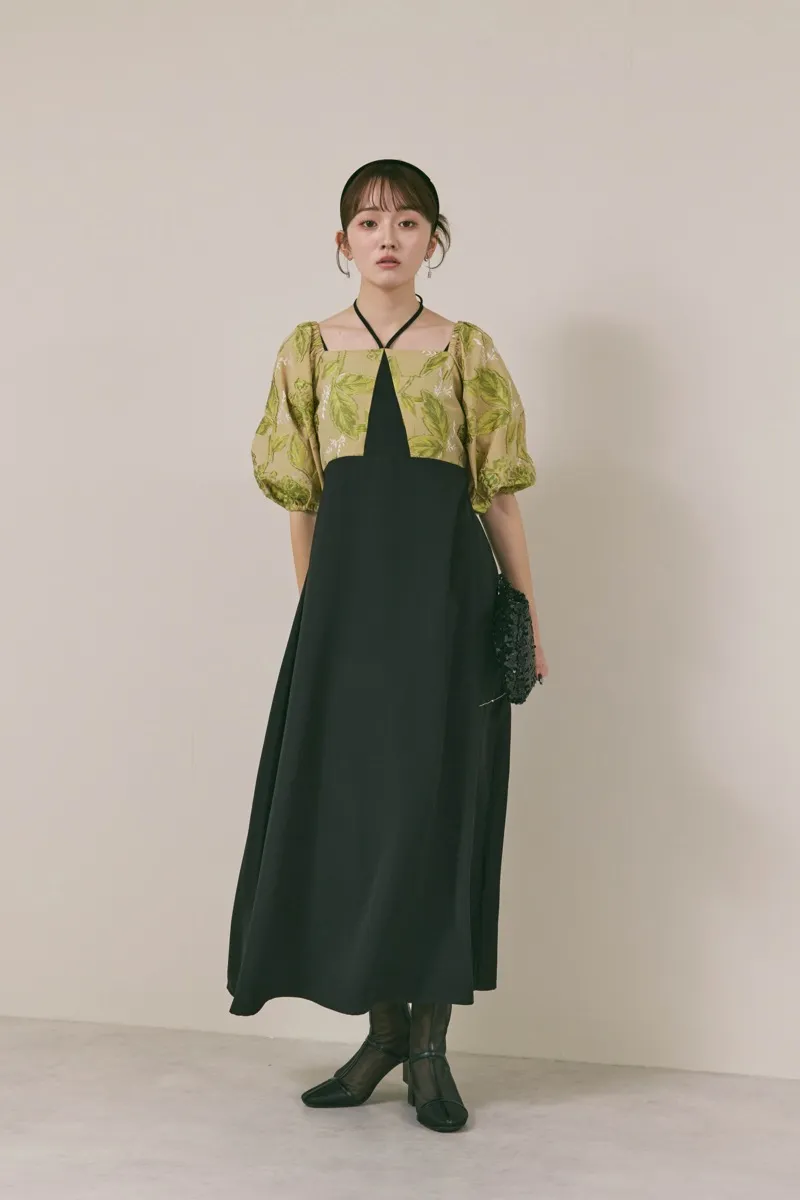 ブラック×ベージュのスイッチングジャガードドレス