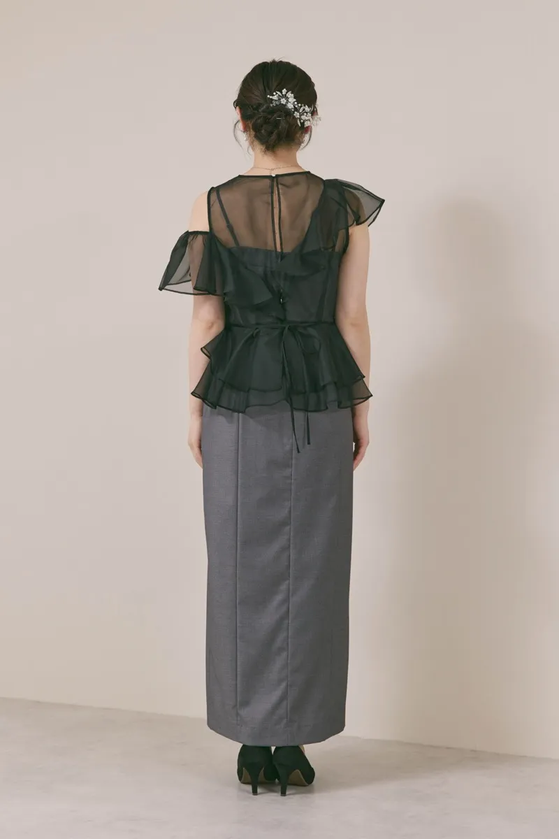 グレー×ブラックのラッフルブラウスセットドレス