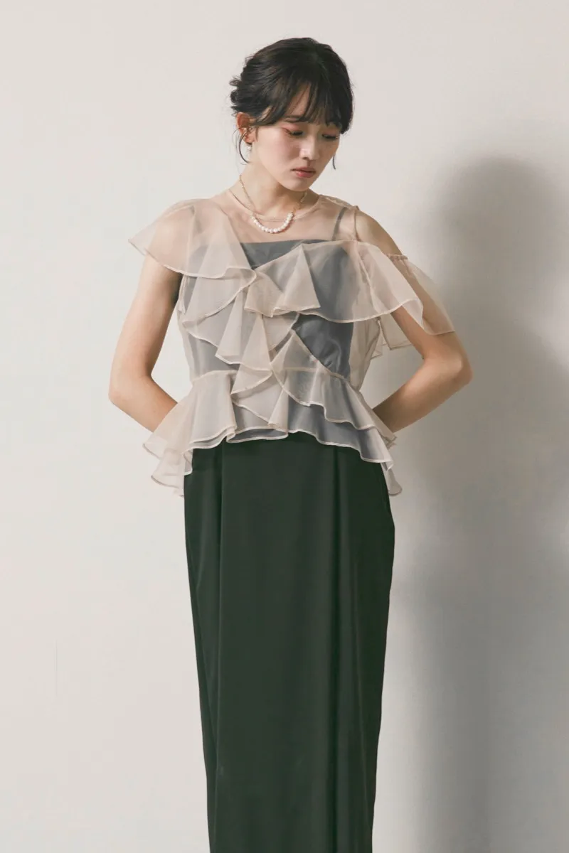 ブラック×アイボリーのラッフルブラウスセットドレス