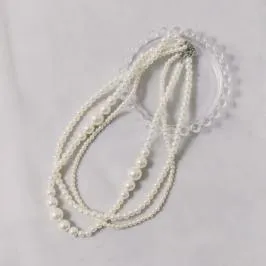 ボリュームパールの3連ネックレス