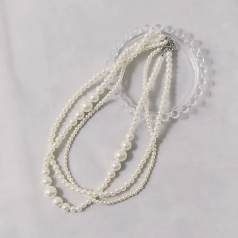 ボリュームパールの3連ネックレス