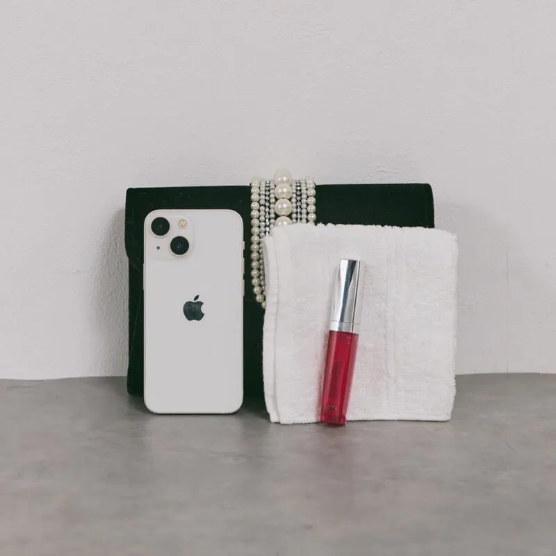 ブラックのベロア✕パールフラップミニバッグ