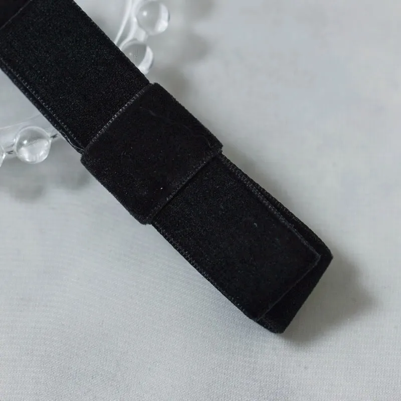 ブラックのベロアリボンクリップ