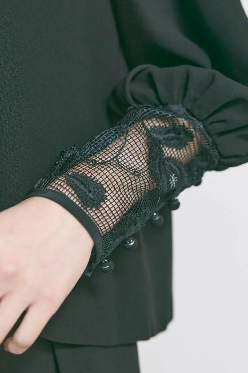 ブラックのエンブロイダリーフォーマルセットアップ　M/kaene