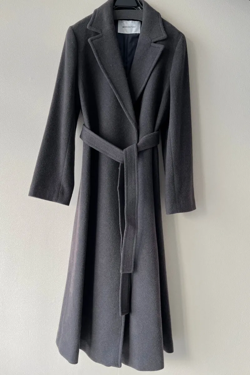 新品未使用タグ付き【とろみ素材•トリアセテート】グレースクラス／ベルテッドコート カシミヤアンゴラブレンドダブルラグランベルテッドコート
